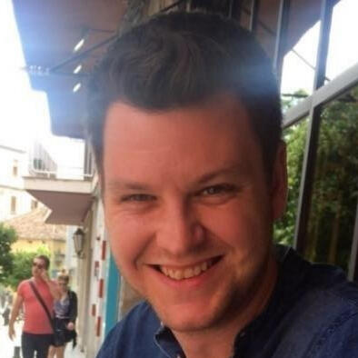 Aske Graversen headshot